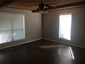 650 Co Rd 252 in Georgetown, TX - Building Photo - Building Photo
