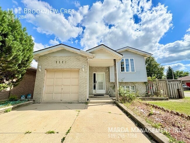 property at 1111 Brookview Crescent