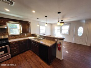 5 Holden St in Little Egg Harbor Township, NJ - Building Photo - Building Photo