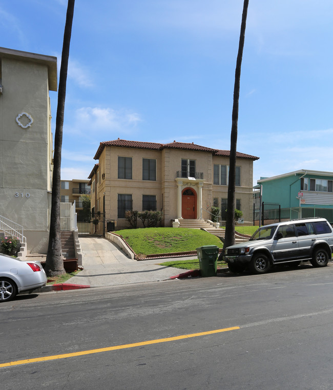 316 S Kenmore Ave in Los Angeles, CA - Building Photo - Building Photo