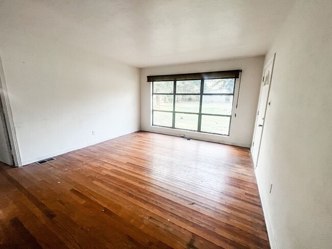 2005 Crabapple Dr in Tallahassee, FL - Building Photo - Building Photo