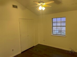 621 Race St-Unit -2 in Crowley, TX - Building Photo - Building Photo