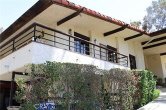 14 Appaloosa Ln in Bell Canyon, CA - Foto de edificio - Building Photo