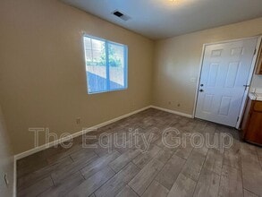 62 N Villa St in Porterville, CA - Building Photo - Building Photo