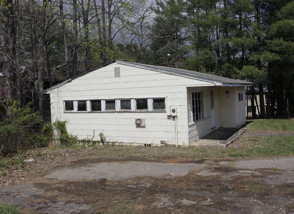 840 Tunnel Rd in Asheville, NC - Building Photo