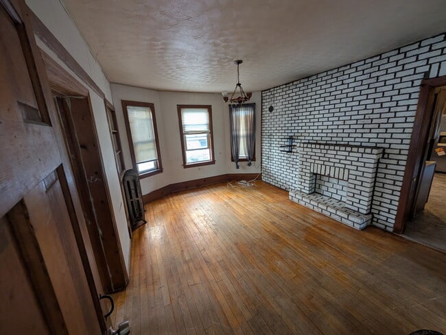 10 Agawam St, Unit 10 Agawam St #1
