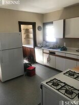 19 Lovell St, Unit #2 in Somerville, MA - Building Photo