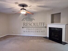 404 Onondaga Ct in Holly Springs, NC - Building Photo - Building Photo