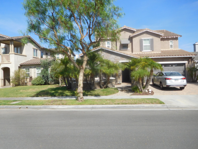 3947 Bridgehampton Way in Camarillo, CA - Building Photo