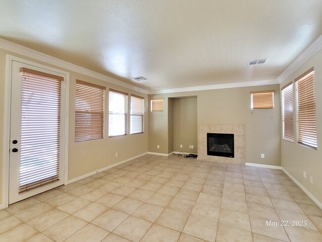 517 Bachelor Button St in Las Vegas, NV - Building Photo - Building Photo