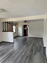 1112 E 6th Ave in Mitchell, SD - Building Photo - Building Photo