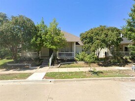 1009 Stolte Ct in Savannah, TX - Building Photo