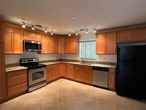 1301 Hempstead St in Wellington, FL - Building Photo - Building Photo