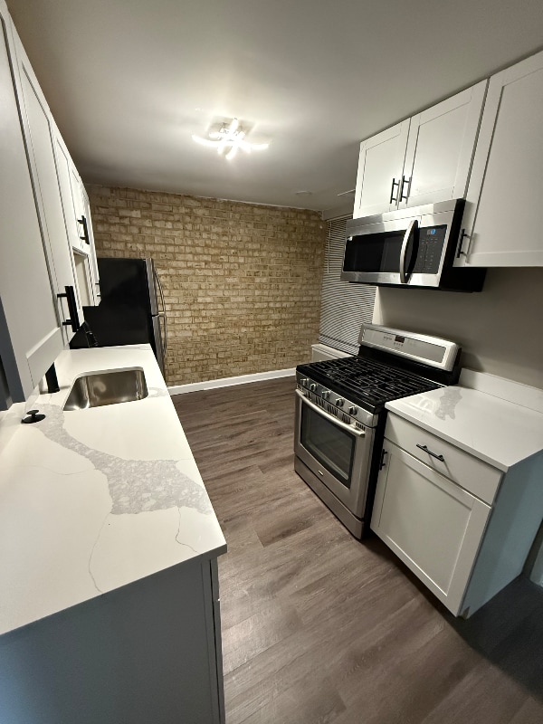 property at 3307 Huntley Sq Dr