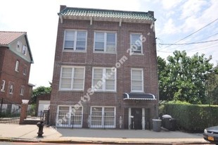 1823 Fowler Ave Apartamentos