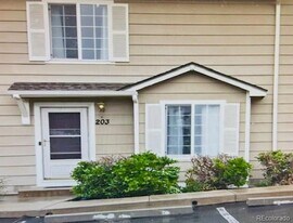 203 Ellers Grove, Unit 102 in Colorado Springs, CO - Building Photo