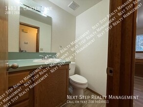 1483 E Carter Ln in Boise, ID - Building Photo - Building Photo