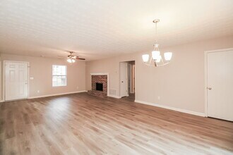 5431 Staunton Way in Stonecrest, GA - Building Photo - Building Photo