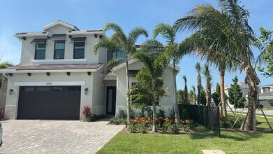 12526 Solana Bay Cir in Palm Beach Gardens, FL - Building Photo - Building Photo
