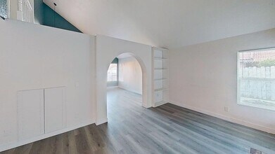 15711 Shadow Mountain Ln in Lake Elsinore, CA - Building Photo - Building Photo