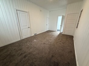 400 Richardt Ave in Evansville, IN - Building Photo - Building Photo