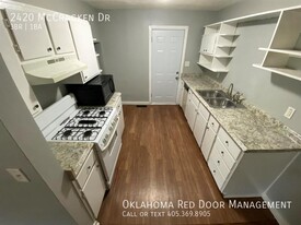 2420 McCracken Dr in Del City, OK - Building Photo - Building Photo