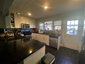 3801 Avenue G in Austin, TX - Foto de edificio - Building Photo