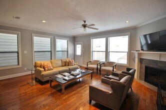 211 W 26th St in Houston, TX - Building Photo - Building Photo
