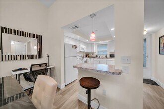 4613 SE 5th Ave in Cape Coral, FL - Building Photo - Building Photo