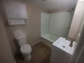 6 Oswald St, Unit 1 in Worcester, MA - Building Photo - Building Photo