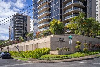1015 Wilder Ave in Honolulu, HI - Building Photo - Building Photo