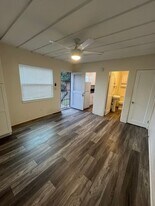 3037.5 Juniper St in San Diego, CA - Building Photo