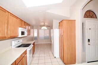8751 W Adam Ave in Peoria, AZ - Building Photo - Building Photo