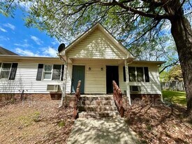 1442 Riverview Rd in Rock Hill, SC - Building Photo