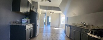 1415 E 75th St in Chicago, IL - Building Photo