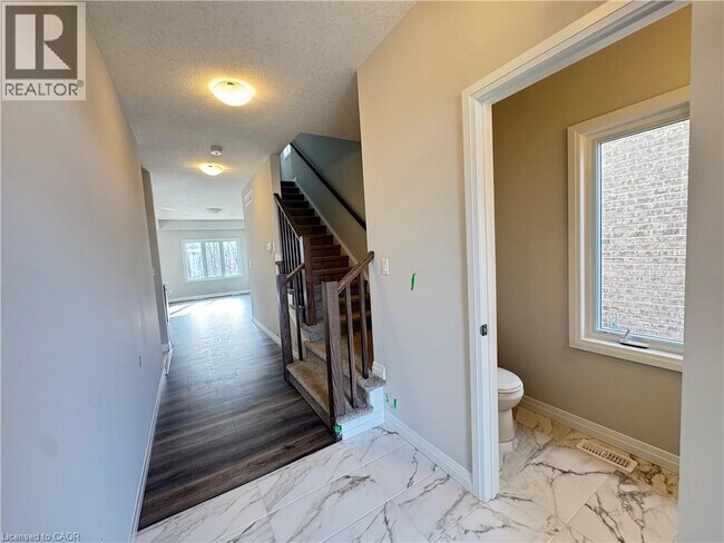 113 Rivergreen Cres in Cambridge, ON - Building Photo - Building Photo
