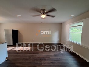 217 Greenbriar Dr in Cedartown, GA - Building Photo - Building Photo