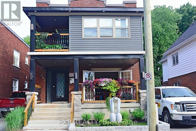 442 McLeod St in Ottawa, ON - Building Photo - Building Photo