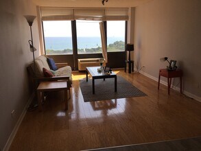 5320 N Sheridan Rd in Chicago, IL - Building Photo - Building Photo