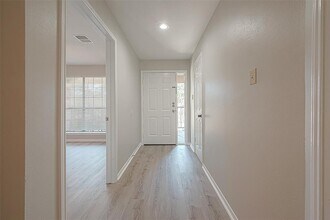 200 Panorama Dr in Conroe, TX - Building Photo - Building Photo