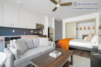 3000 S Alaska St in Seattle, WA - Building Photo - Building Photo
