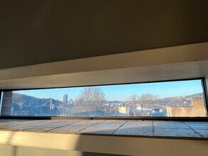3509 Sardis Way, Unit 3 in Pittsburgh, PA - Foto de edificio - Building Photo