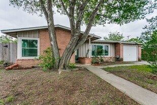 538 Lanark Dr in San Antonio, TX - Building Photo