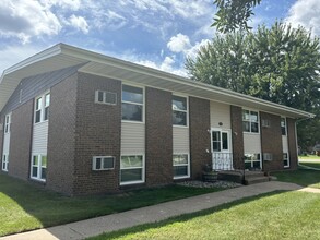 Forestview Apartments in St. Cloud, MN - Building Photo - Building Photo