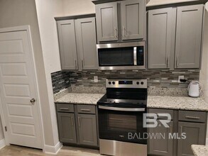 3813 Borman Ct in Gulf Shores, AL - Building Photo - Building Photo