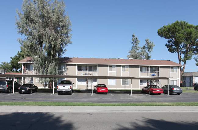 Faun Terrace in Lemoore, CA - Building Photo - Building Photo