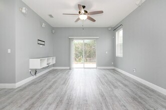 1511 Whitewater Falls Dr in Orlando, FL - Building Photo - Building Photo