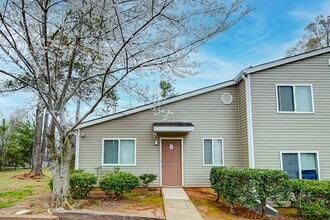 Brightside Apartments in Charlotte, NC - Building Photo - Building Photo