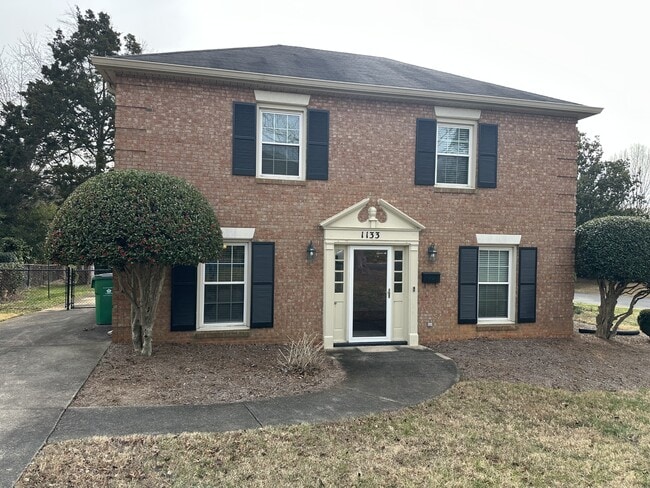 property at 1133 Wimbledon Rd