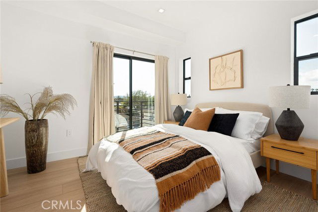 property at 11024 Oxnard St